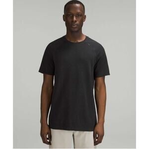 Lululemon Metal Vent Tech SS Updated ShirtGraphite Grey/Black Size M